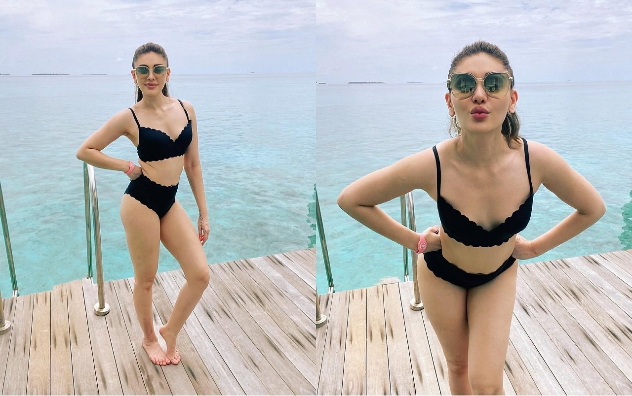 Shefali Jariwala Bikini Photos