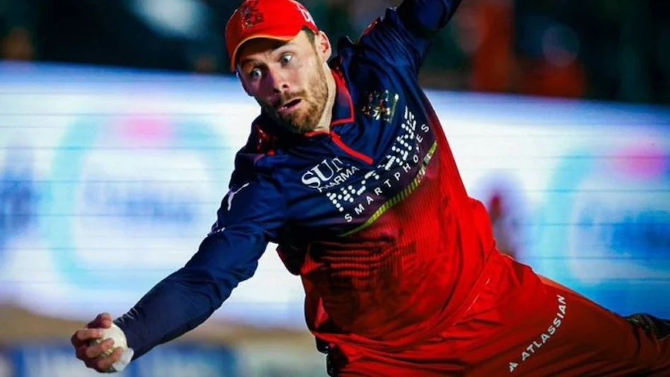 Phil Salt Superman Catch
