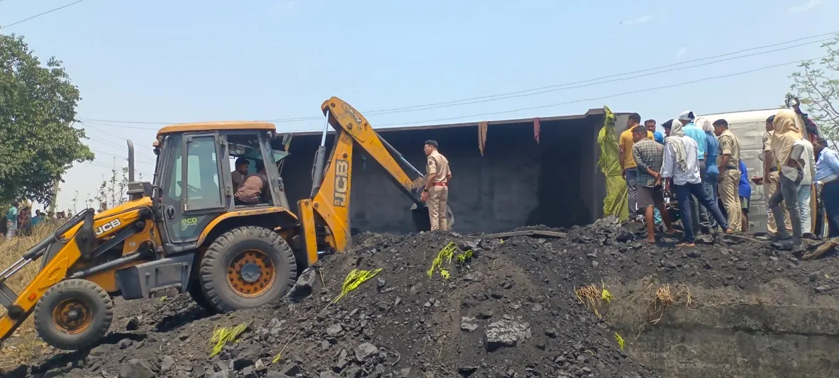 Janjgir Road Accident