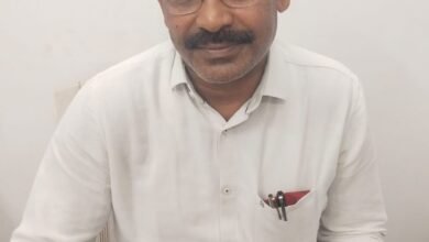 Raigarh ACB Action : सर्पदंश मुआवजा दिलाने के नाम पर 50 हजार की रिश्वत लेते बाबू गिरफ्तार