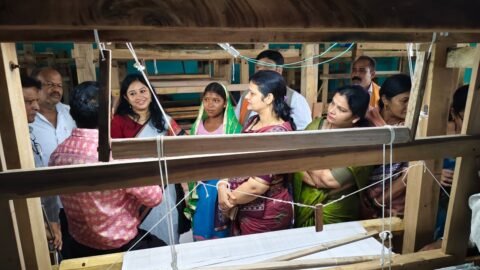 Kaushali Saree Training : कंडोला में शुरू हुआ कौशली साड़ी बुनकरी प्रशिक्षण, महिलाओं को मिलेगा हुनर और रोजगार का मंच