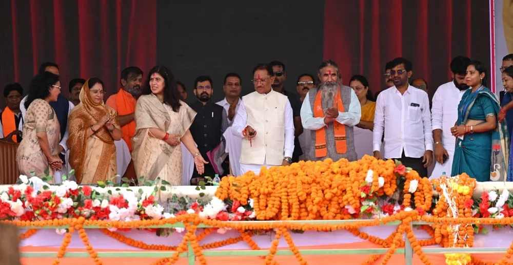 Mahtari Vandan 31st Installment : प्रदेश की 67 लाख से अधिक महतारियों के खातों में पहुंची महतारी वंदन योजना की 31वीं किस्त