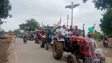 Tractor Tiranga Rally : 11 गांवों के किसानों का शक्ति प्रदर्शन, तिरंगे से सजा ट्रैक्टरों का निकला काफिला