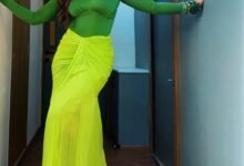 Shweta Tiwari Bold Look : 45 की उम्र, 2 बच्चों की मां श्वेता तिवारी का ग्लैमरस अंदाज, ग्रीन-नियॉन लुक में ढाया कहर