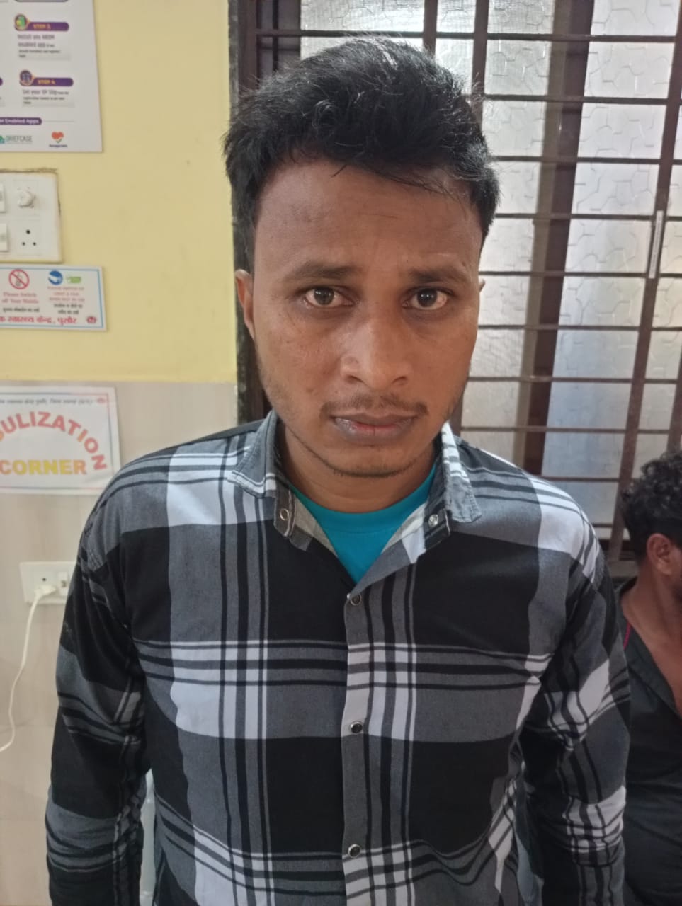 Raigarh Child Pornography Case : चाइल्ड पोर्नोग्राफी मामले का फरार आरोपी बिहार से गिरफ्तार