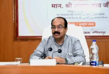 Arun Sao Review Meeting : त्योहारों से पहले सड़कें सुधारें, अक्टूबर तक पूरे करें पीएम आवास; अरुण साव ने अधिकारियों को दी चेतावनी