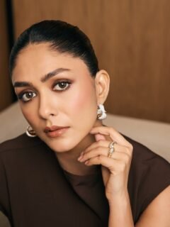 Mrunal Thakur Latest Look