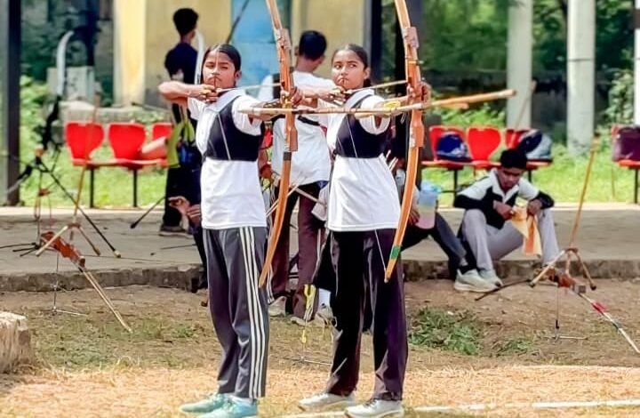 Adani Foundation Archery Training : छह माह में बदली ग्रामीण खिलाड़ियों की किस्मत, छत्तीसगढ़ की खेल अकादमियों में छह तीरंदाजों का चयन