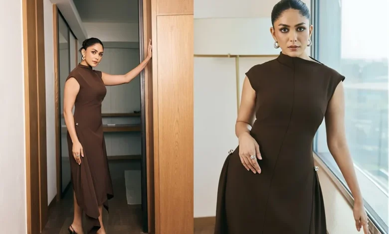 Mrunal Thakur Latest Look : चाकलेट ब्राउन ड्रेस में मृणाल ठाकुर का ग्लैमरस अंदाज