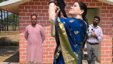 Ankita Sharma AK-47 Firing : साड़ी पहनकर AK-47 से हवाई फायरिंग पर महिला एसपी से आईजी ने मांगा स्पष्टीकरण