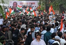 CJP Protest Delhi : 23 घंटे बाद दीपके, सौरव और आशुतोष रिहा, मेट्रो-ट्रेन रोकने पर आज छुट्‌टी के दिन सुको करेगा सुनवाई