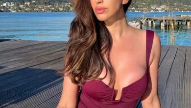 Sophie Choudry Vietnam Vacation : 44 की उम्र में मोनोकनी पहन सोफी चौधरी ने मचाया धमाल