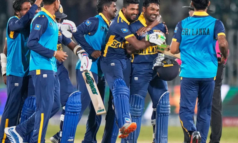 Sri Lanka Highest ODI Run Chase : श्रीलंका ने रचा इतिहास, इंग्लैंड के खिलाफ 430 रन बनाकर रच दिया इतिहास